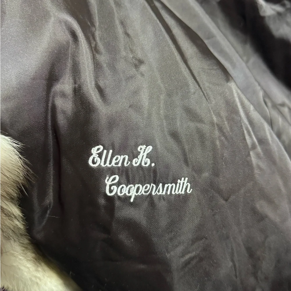 Old Hollywood Glam” Genuine Vintage Fur Full Length Coat - Picture 5 of 10